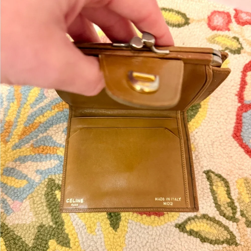 CELINE Unisex Vintage Classic Horse Carriage & Macadam Brown PVC Kiss Lock - Picture 12 of 16